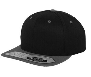 FLEXFIT FX110 - Fitted cap with flat visor Schwarz / Grau